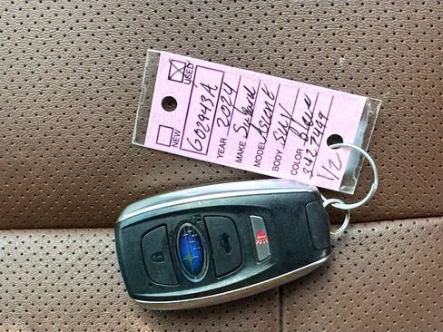 Used 2024 Subaru Ascent Touring AWD/4WD image 39