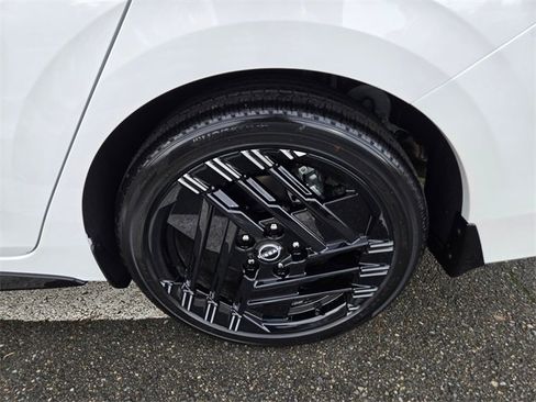 New 2026 Nissan Sentra SR image 11