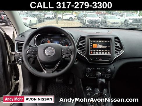 Used 2019 Jeep Cherokee Trailhawk w/ Cold Weather Group AWD/4WD image 31
