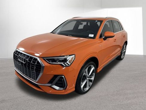 Used 2020 Audi Q3 2.0T Prestige w/ Prestige Package AWD/4WD image 25