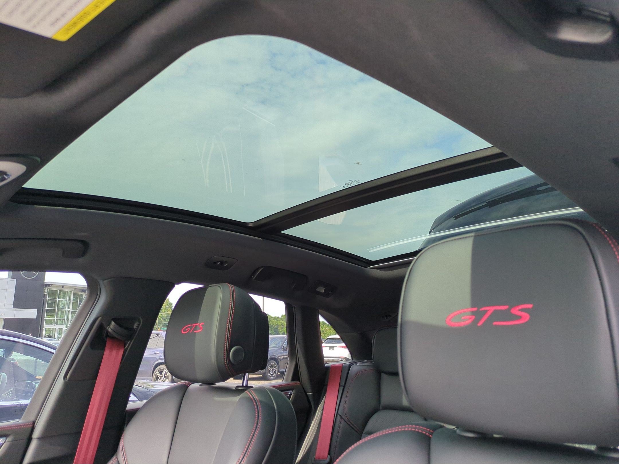Used 2026 Porsche Macan GTS AWD/4WD image 29
