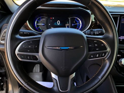 Used 2021 Chrysler Pacifica Pinnacle image 22