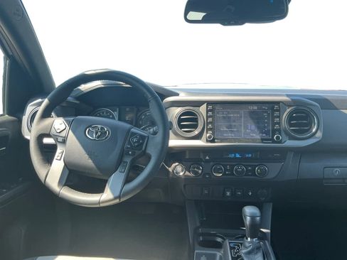 Used 2023 Toyota Tacoma TRD Sport image 10