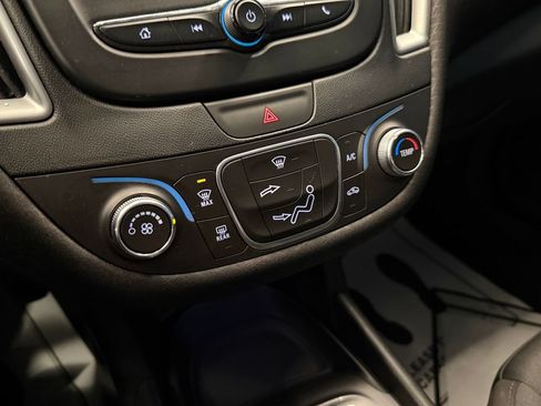 Used 2018 Chevrolet Malibu LS FWD image 14