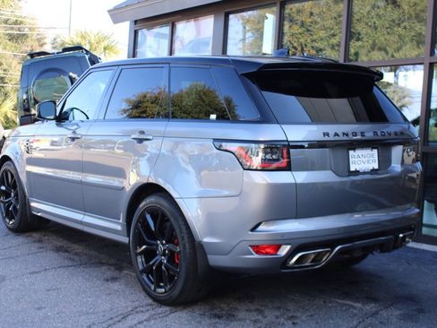 Used 2022 Land Rover Range Rover Sport SVR image 10