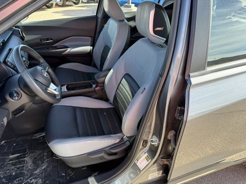 Used 2023 Nissan Kicks SR w/ SR Premium Package image 28