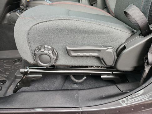 New 2026 Jeep Wrangler Unlimited Rubicon w/ Technology Group AWD/4WD image 15