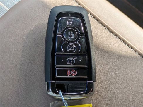 New 2025 Lincoln Navigator Black Label image 31