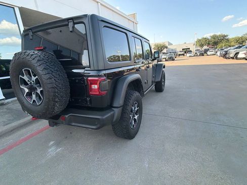 Used 2022 Jeep Wrangler Unlimited Rubicon w/ Dual Top Group AWD/4WD image 5