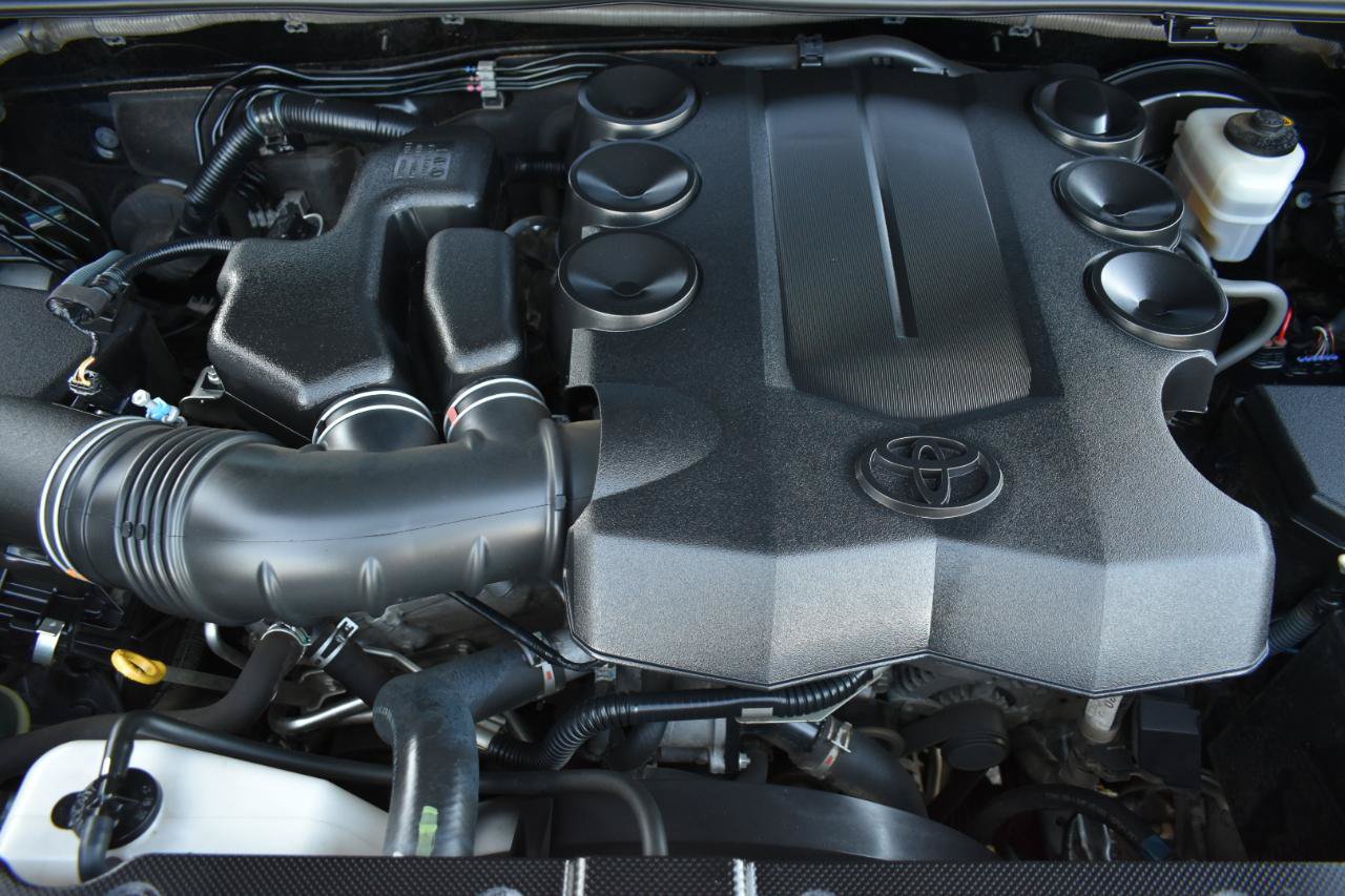Used 2017 Toyota 4Runner SR5 RWD image 50