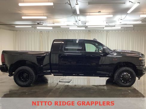 New 2026 RAM 3500 Laramie AWD/4WD image 5