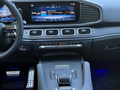 Used 2026 Mercedes-Benz GLS 450 GLS 450 image 13