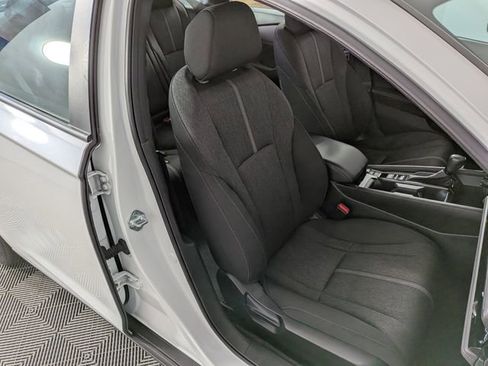 Certified 2023 Honda Accord Sport image 33