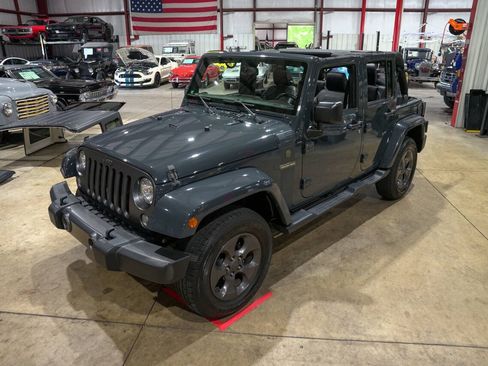 Used 2017 Jeep Wrangler Unlimited Sport AWD/4WD image 15