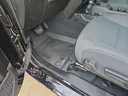 New 2026 Jeep Wrangler Unlimited Sport AWD/4WD image 33