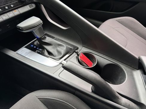Certified 2024 Hyundai Elantra SEL FWD image 24