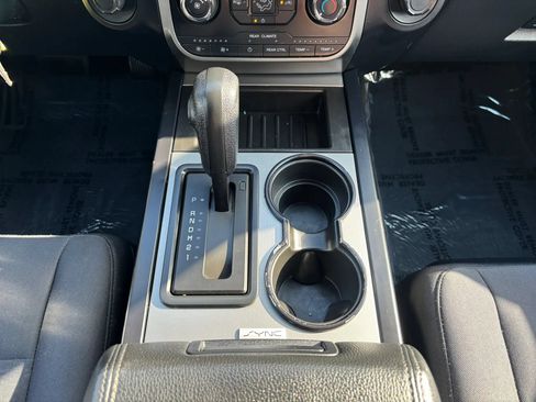 Used 2016 Ford Expedition XL w/ Equipment Group 101A AWD/4WD image 32