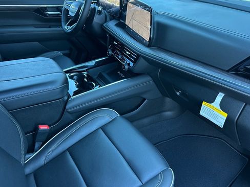 New 2026 Chevrolet Tahoe Premier RWD image 17