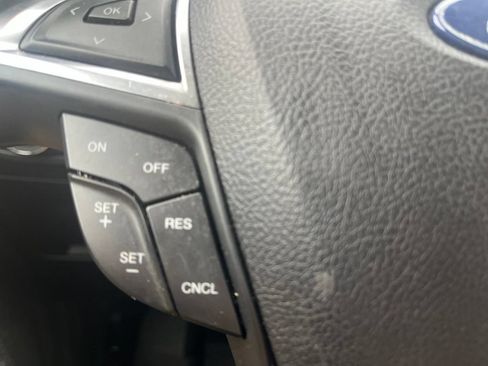 Used 2023 Ford Edge SEL w/ Convenience Package AWD/4WD image 17