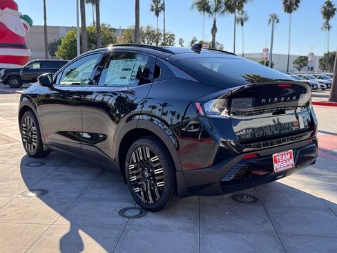 New 2026 Nissan Leaf Platinum+ image 5