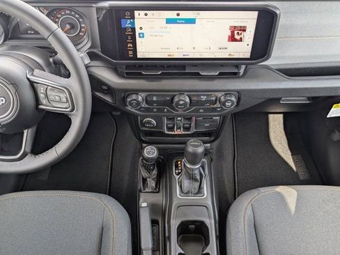 New 2026 Jeep Gladiator Sport AWD/4WD image 7