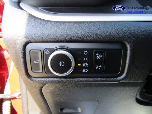 Certified 2024 Ford Explorer XLT w/ Equipment Group 202A AWD/4WD image 32