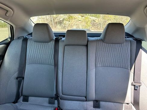 Used 2025 Toyota Camry LE w/ Convenience Package FWD image 31