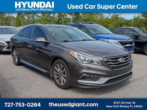 Used 2017 Hyundai Sonata Limited w/ Tech Package 03 image 4