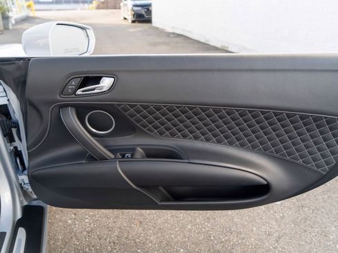 Used 2014 Audi R8 V10 image 42