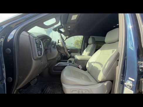 Used 2021 Chevrolet Silverado 2500 LTZ w/ LTZ Premium Package AWD/4WD image 6