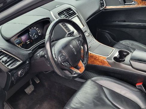 Used 2016 Lincoln MKX Select w/ Select Plus Package AWD/4WD image 5