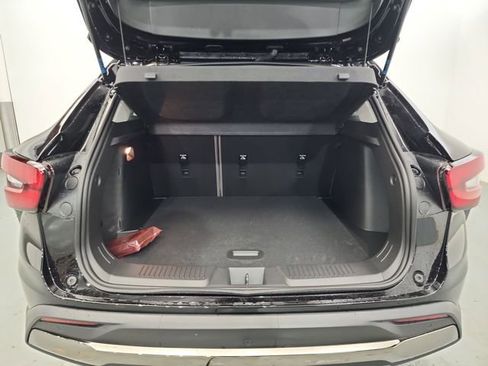 Used 2026 Chevrolet Trax ACTIV w/ Sunroof Package image 9