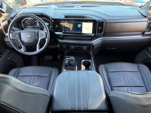 Certified 2024 Chevrolet Silverado 1500 High Country w/ Technology Package AWD/4WD image 16