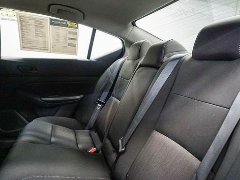 Used 2024 Nissan Altima 2.5 SV image 19