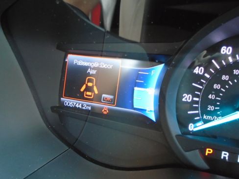 Used 2020 Ford Fusion S image 15