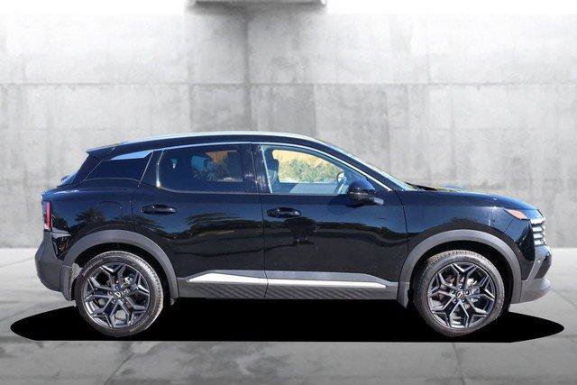 Certified 2026 Nissan Kicks SR w/ SR Premium Package AWD/4WD image 5