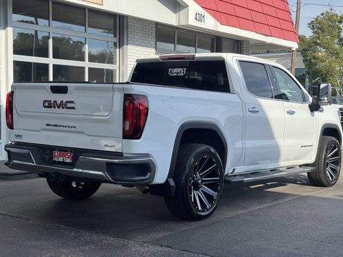 Used 2022 GMC Sierra 1500 SLT w/ SLT Premium Package RWD image 3