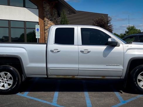 Used 2015 GMC Sierra 1500 SLE w/ SLE Value Package AWD/4WD image 23