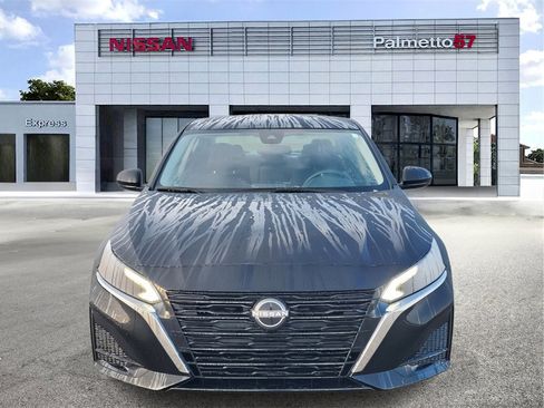 Certified 2025 Nissan Altima 2.5 S image 2