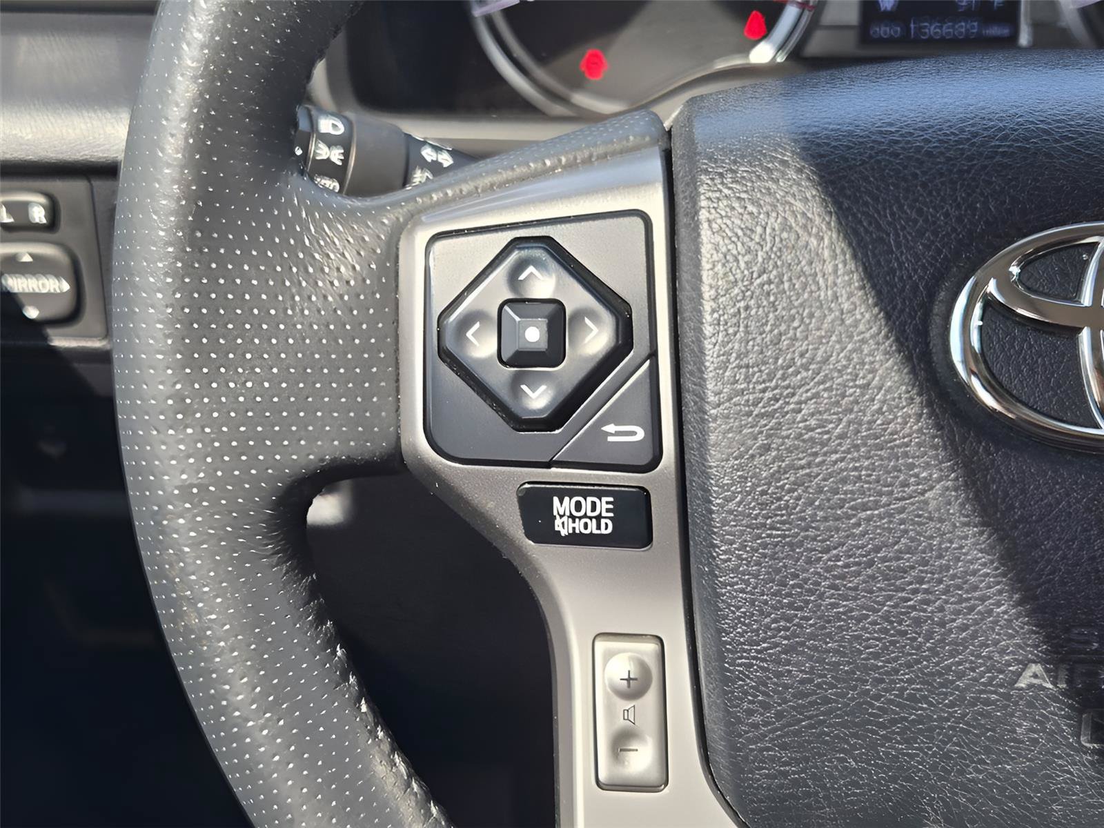 Used 2019 Toyota 4Runner Limited RWD image 27