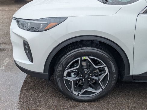 New 2026 Ford Escape Platinum w/ Premium Technology Package image 10