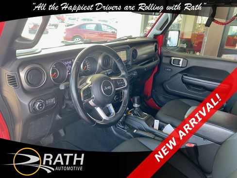 Used 2020 Jeep Gladiator Sport w/ Quick Order Package 24S image 12