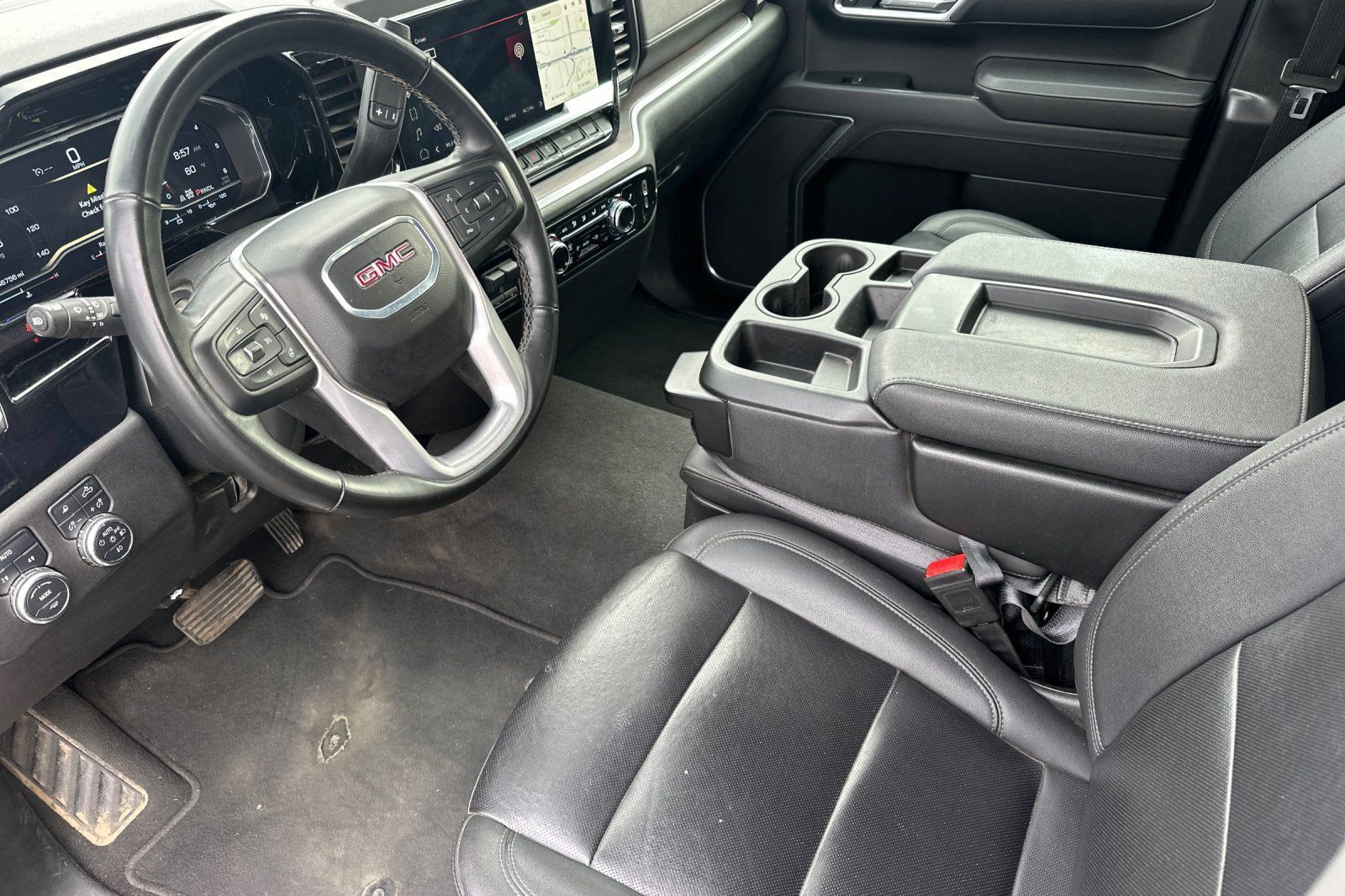 Used 2025 GMC Sierra 1500 SLT AWD/4WD image 10
