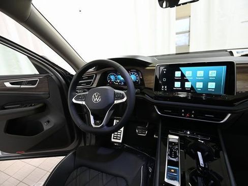 New 2026 Volkswagen Atlas SEL Premium R-Line AWD/4WD image 33