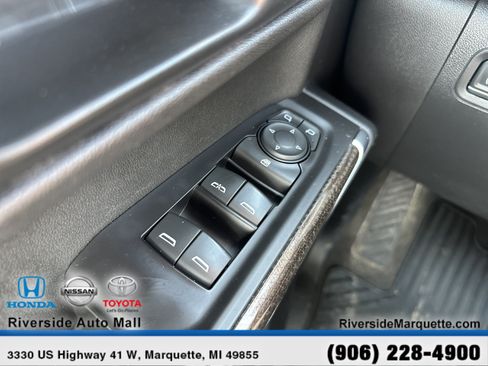 Used 2021 Chevrolet Silverado 1500 LT AWD/4WD image 23