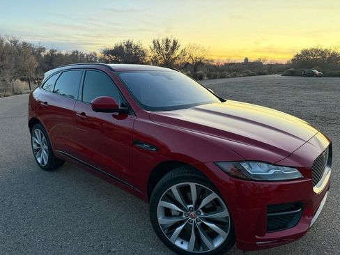 Used 2017 Jaguar F-PACE R-Sport AWD/4WD image 15