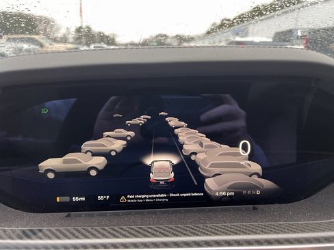 Used 2021 Tesla Model S Plaid image 12