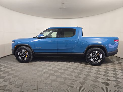 Used 2023 Rivian R1T Adventure image 2