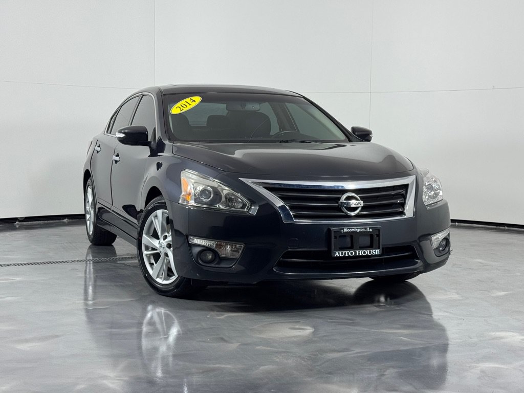 Used 2014 Nissan Altima 2.5 SL w/ Technology Package FWD image 2