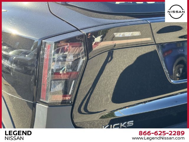 Used 2025 Nissan Kicks S AWD/4WD image 11